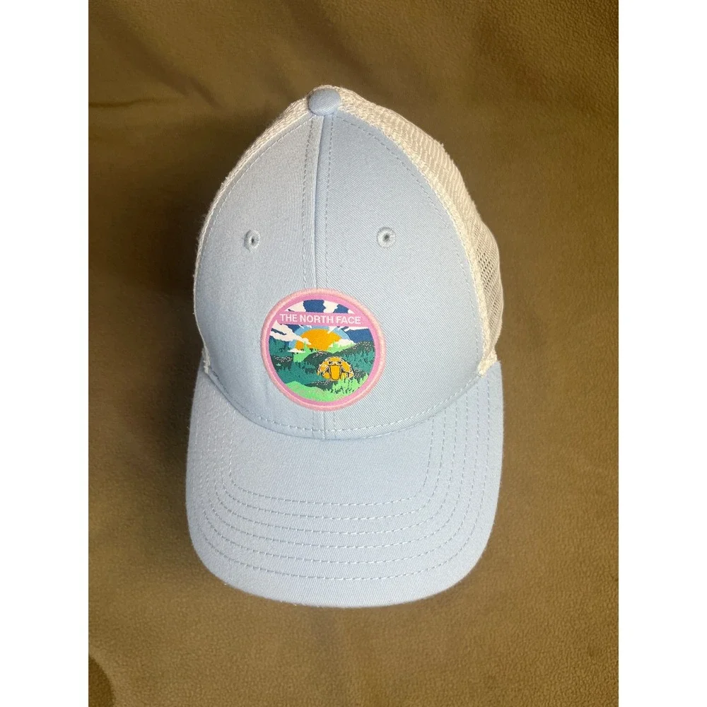The North Face Light Blue White Mesh Snapback Trucker Hat Graphic Mountain Patch